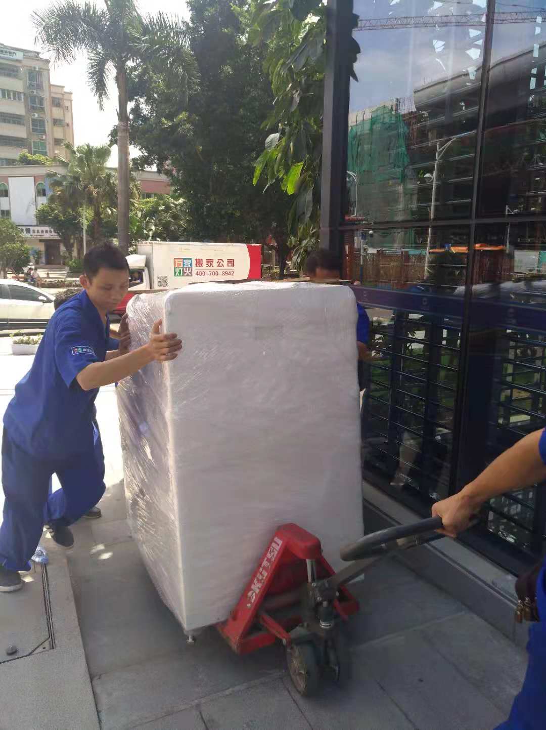 深圳搬家如何收费，组装价格与移动价格费！