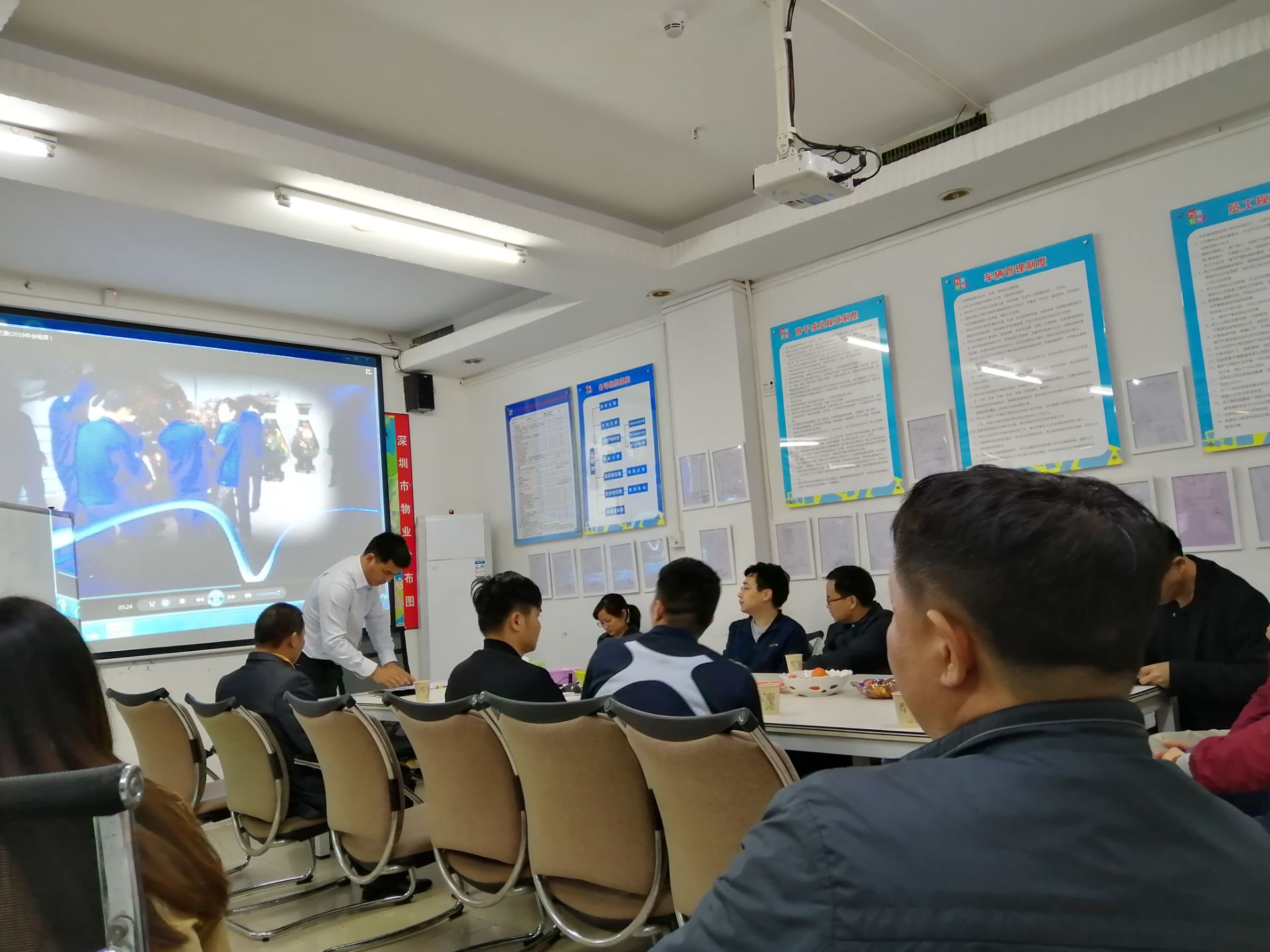 深圳搬家公司蓝狮娱乐的未来设计与构想
